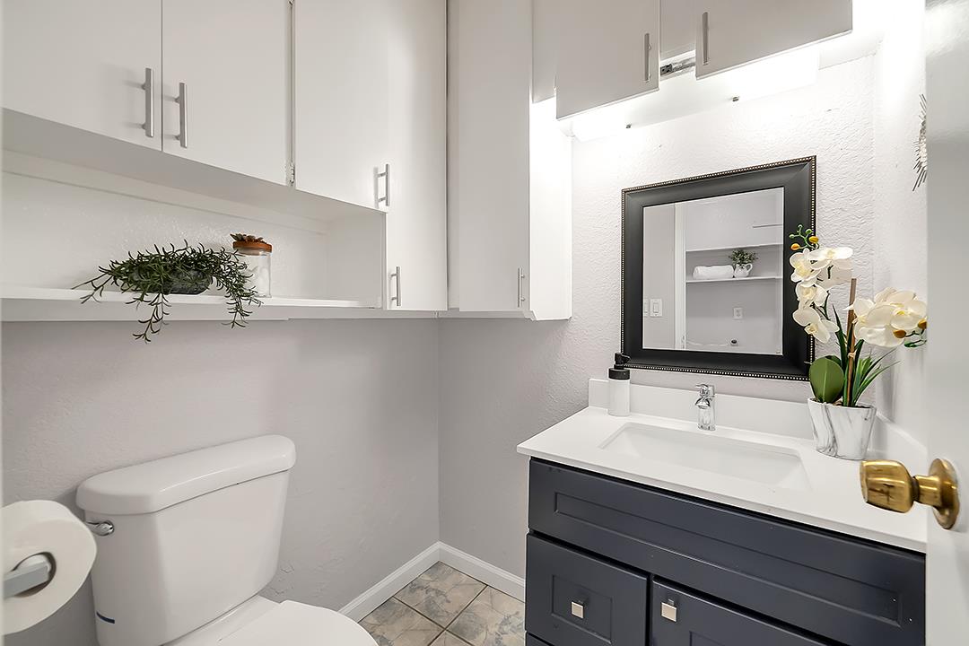 583 7 Trees Village WAY