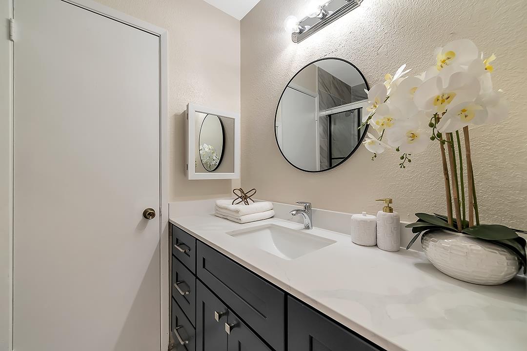 583 7 Trees Village WAY