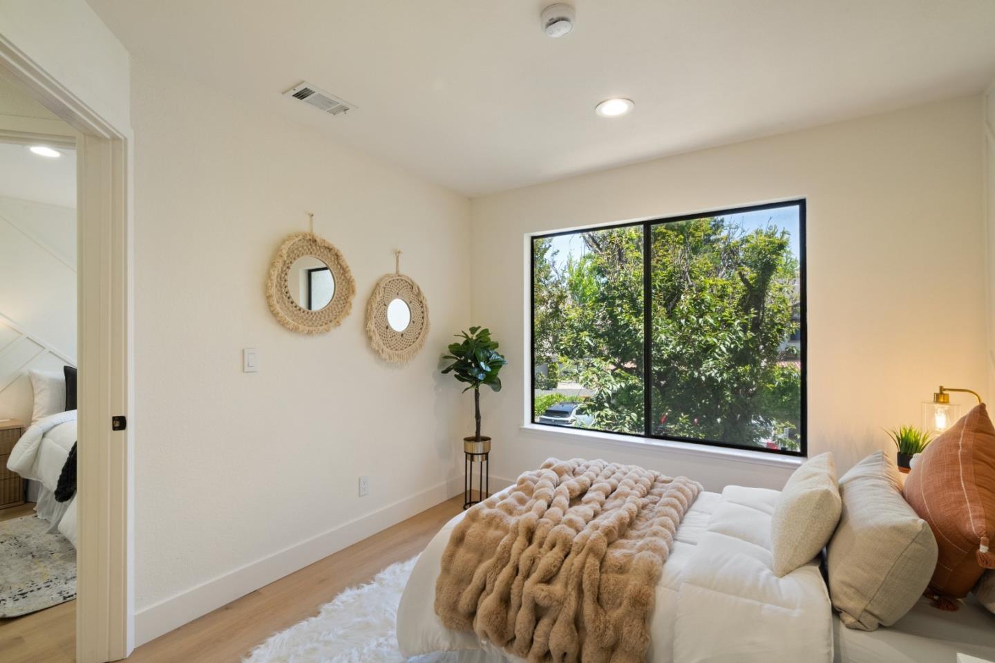 940 Cherry Glen TER