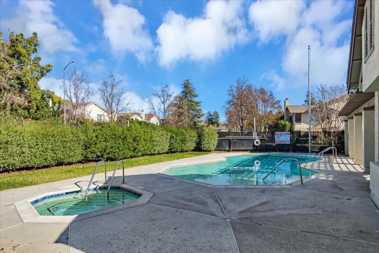940 Cherry Glen TER