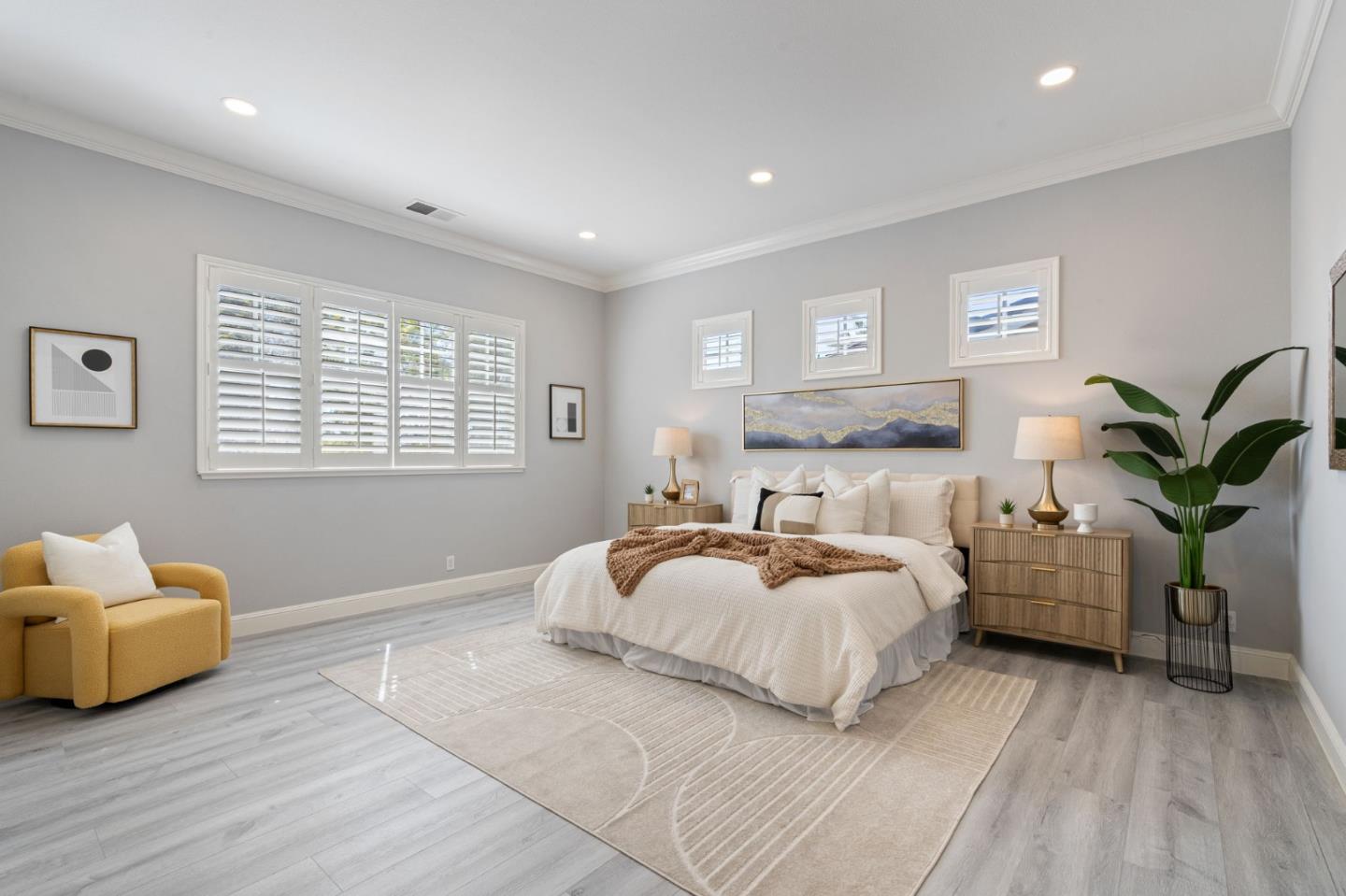 3450 Valley Vista DR