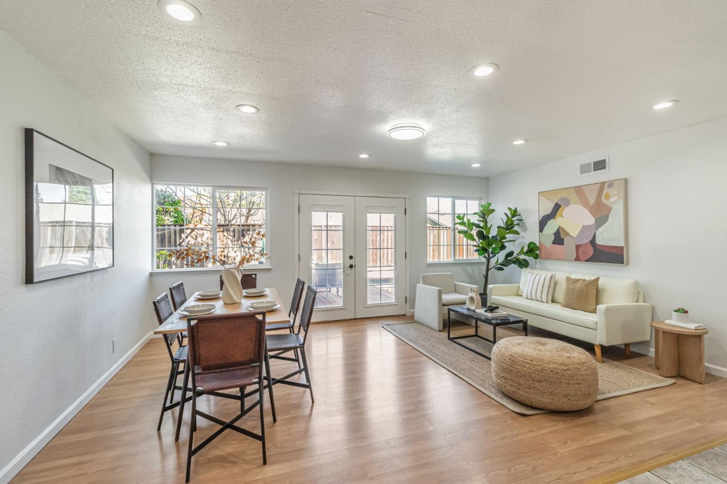 395 Greenpark WAY