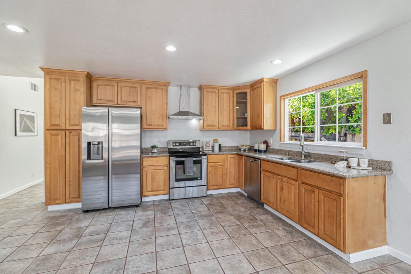 395 Greenpark WAY