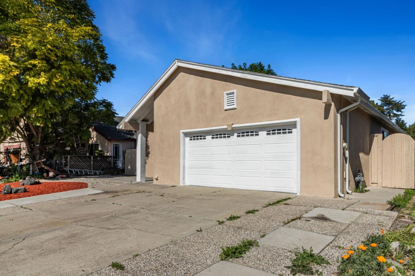 395 Greenpark WAY