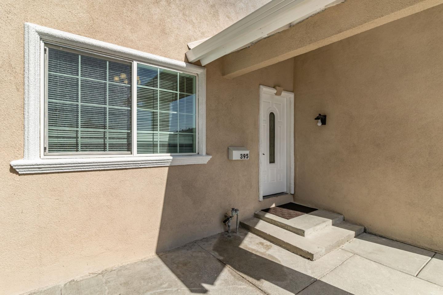 395 Greenpark WAY