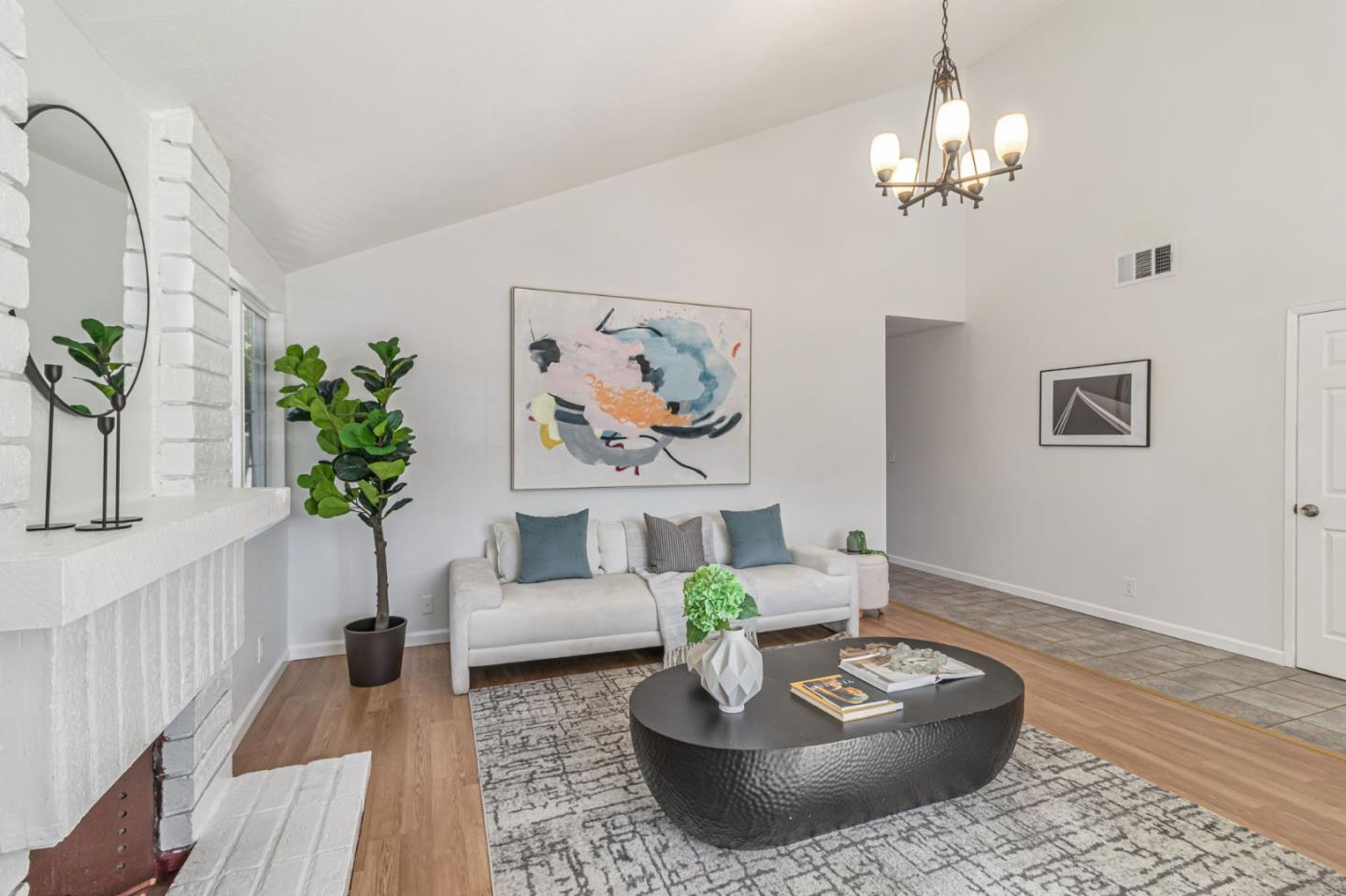 395 Greenpark WAY