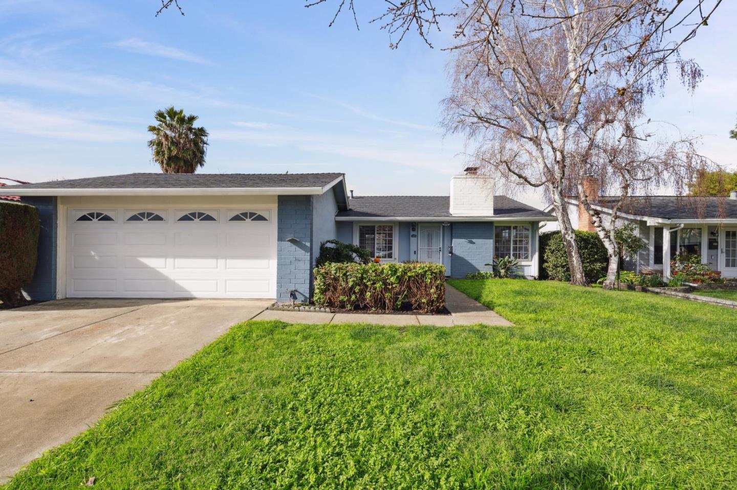 1673 Goldentree DR