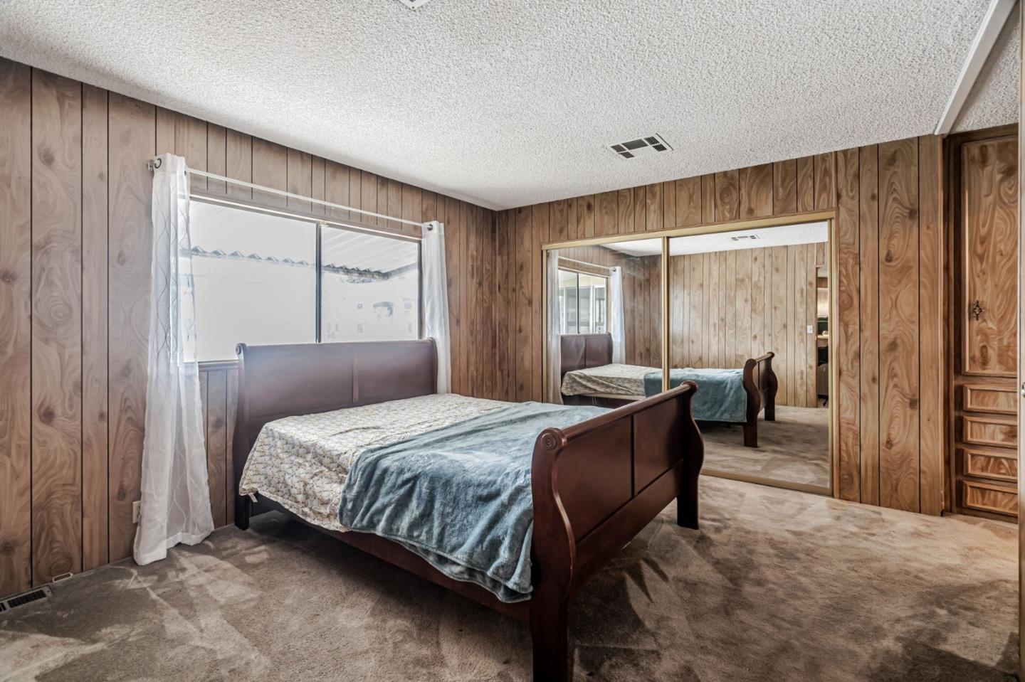 5450 Monterey HWY 144