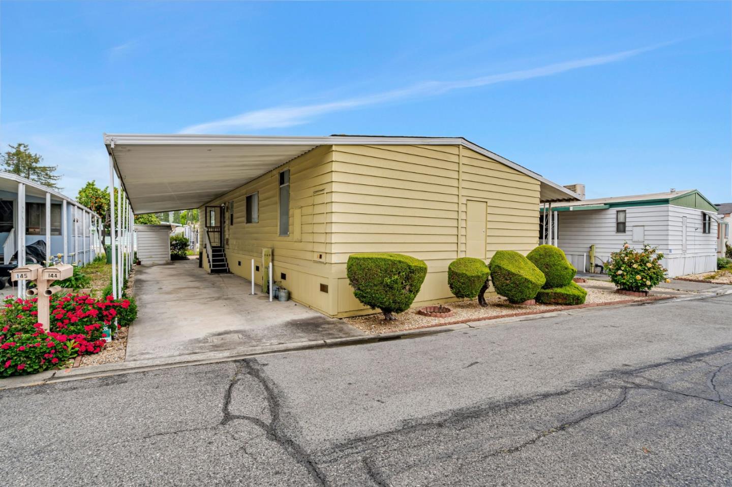 5450 Monterey HWY 144