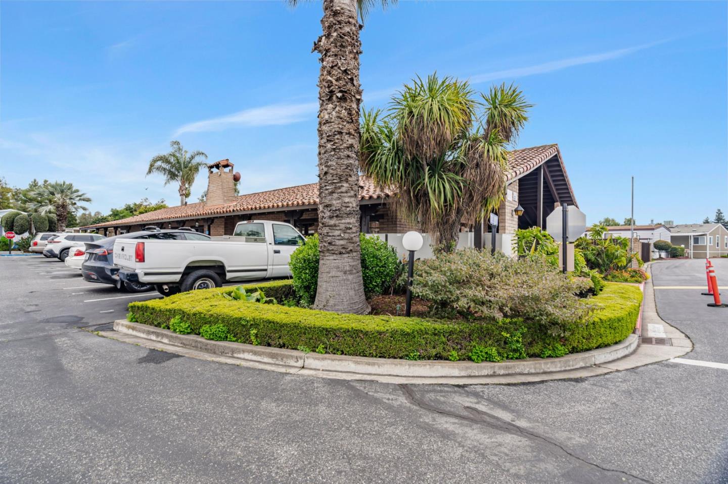 5450 Monterey HWY 144