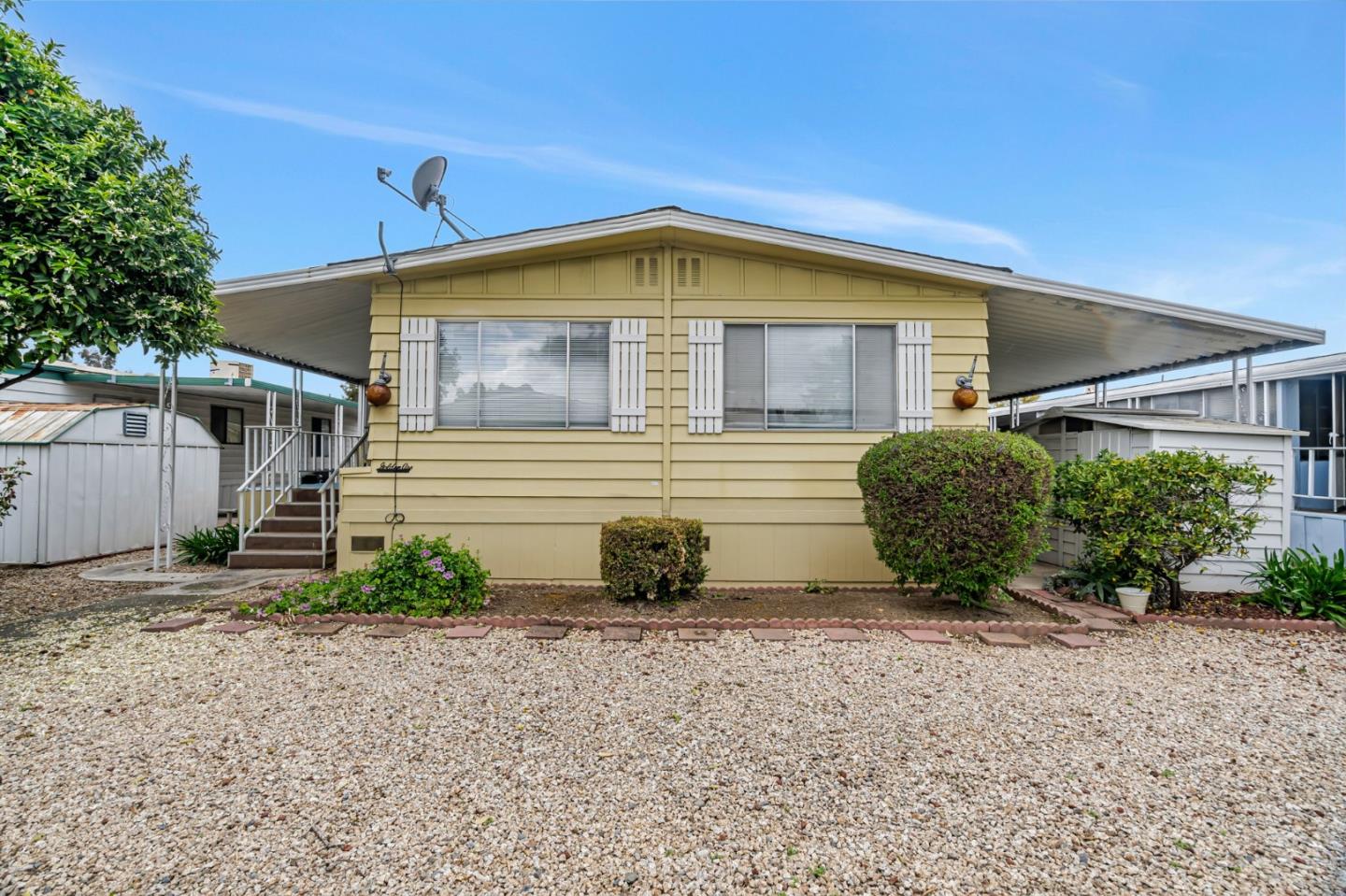 5450 Monterey HWY 144