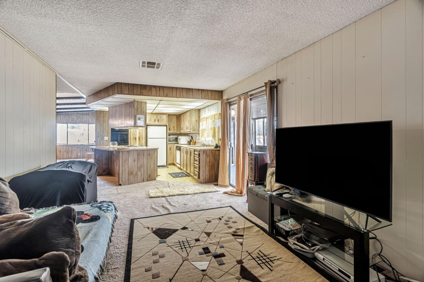 5450 Monterey HWY 144