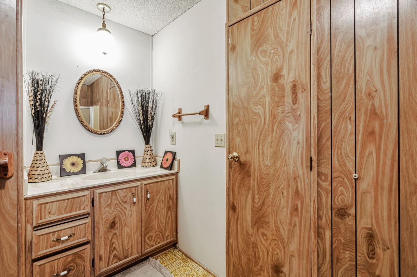 5450 Monterey HWY 144