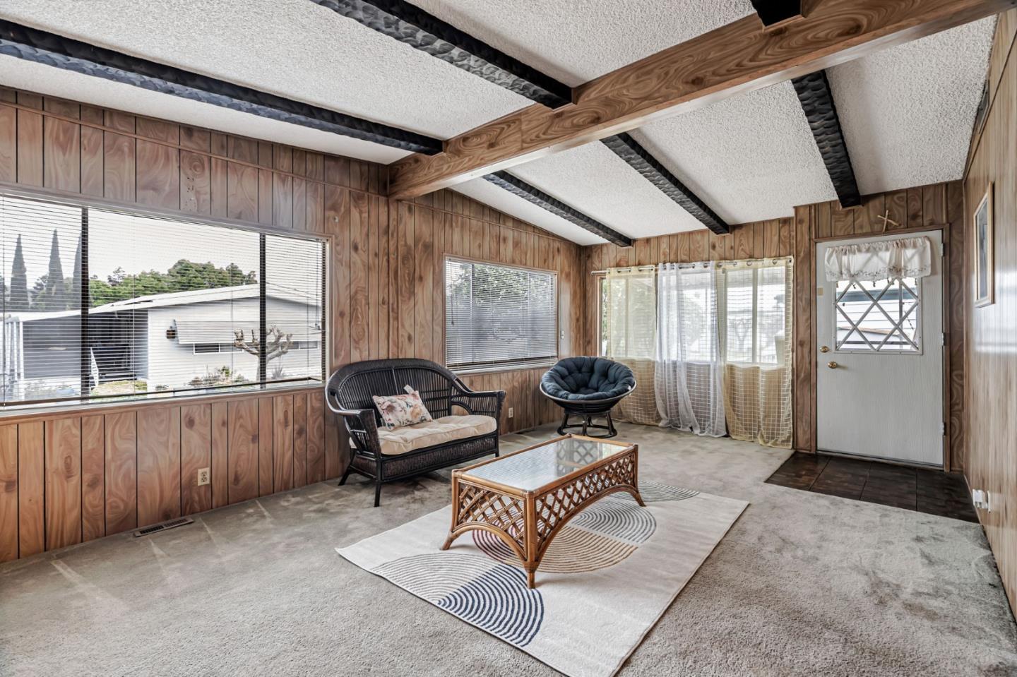 5450 Monterey HWY 144