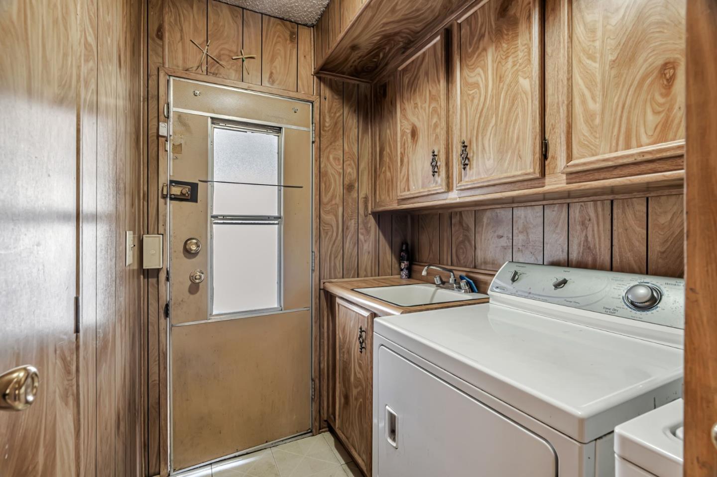 5450 Monterey HWY 144