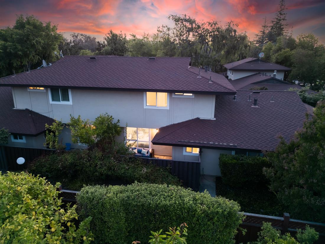 4926 Poplar Terrace