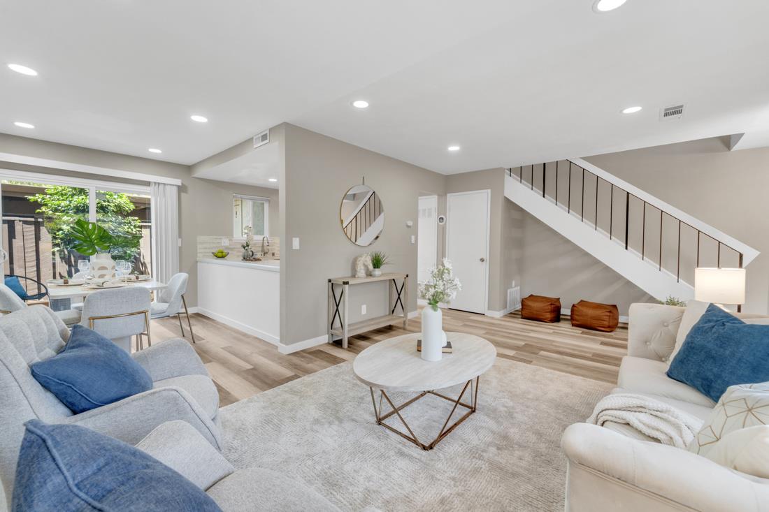 4926 Poplar Terrace