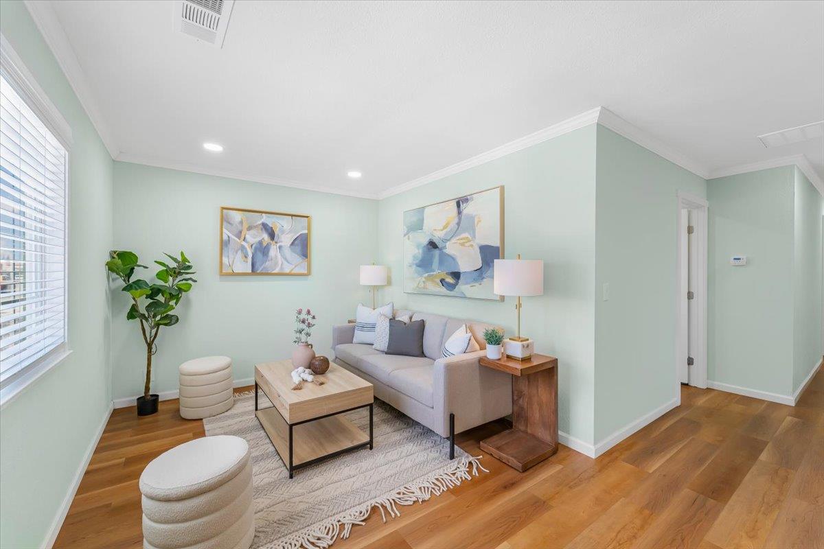 2604 Brahms Avenue