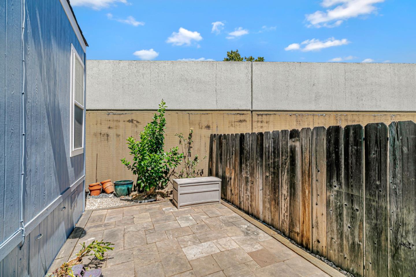 900 Golden Wheel Park Drive Unit: 9