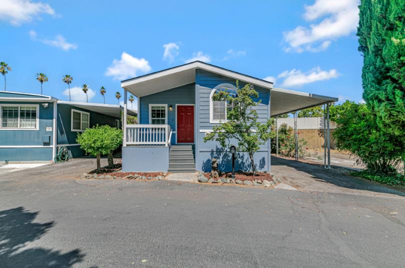 900 Golden Wheel Park Drive Unit: 9