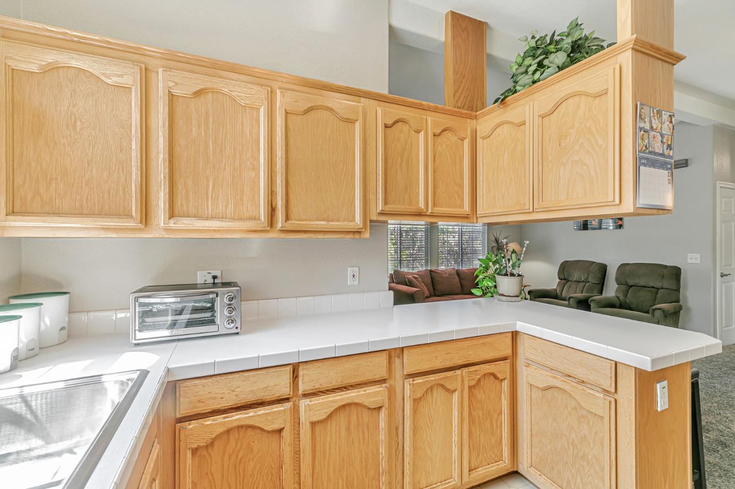 900 Golden Wheel Park Drive Unit: 9