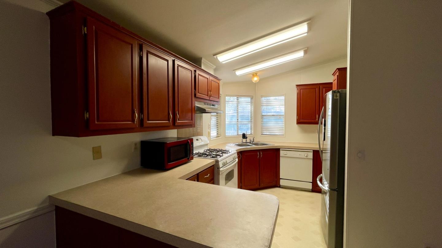 900 Golden Wheel Park Drive Unit: 66