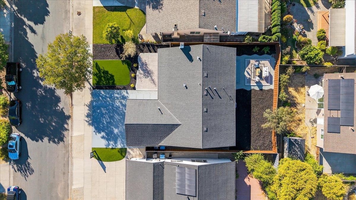 6928 Burning Tree Court