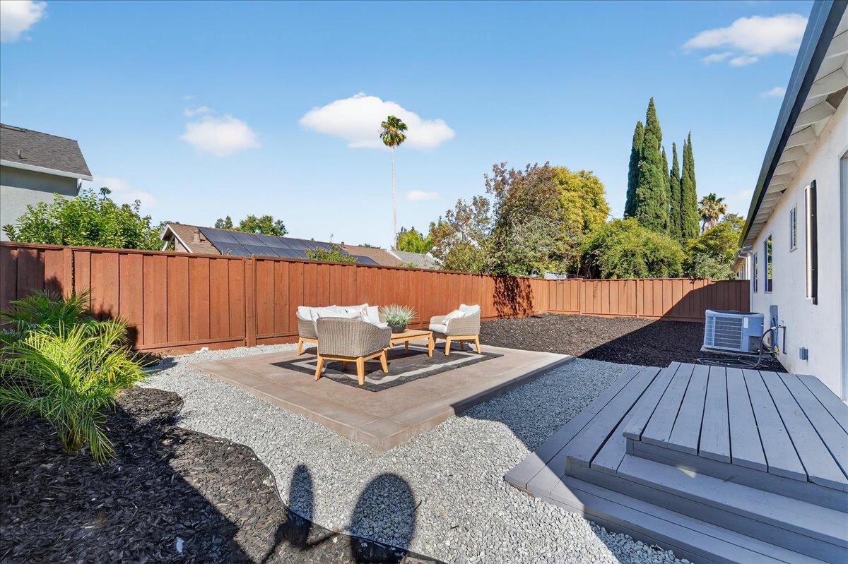 6928 Burning Tree Court