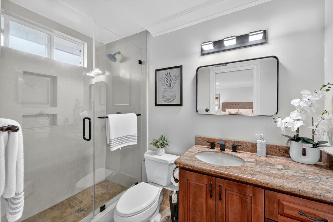 895 Greenwich Drive