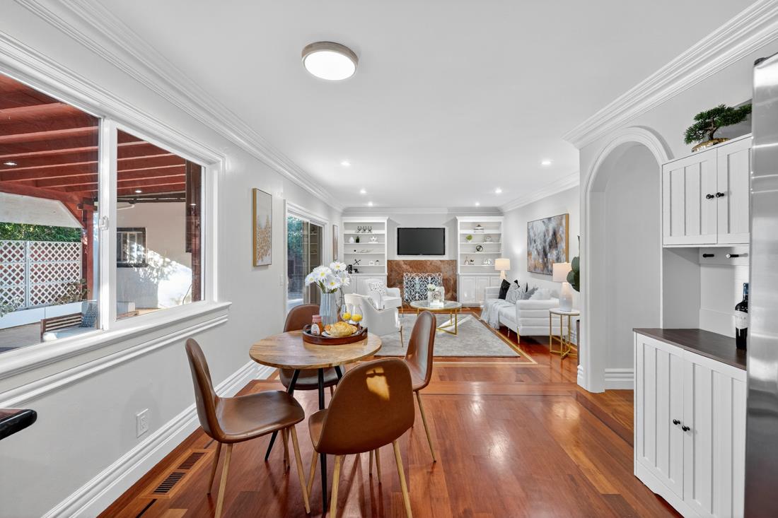 895 Greenwich Drive