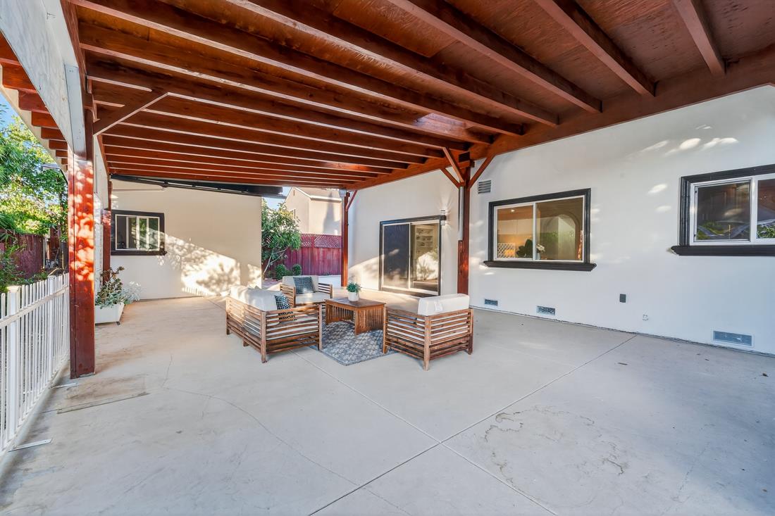 895 Greenwich Drive