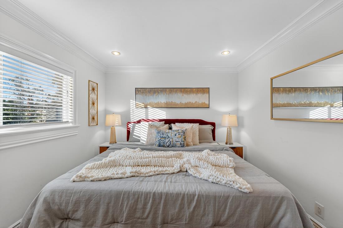 895 Greenwich Drive
