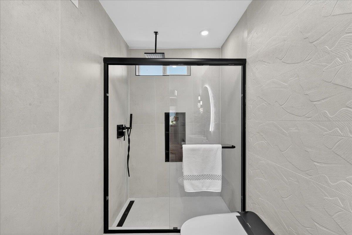 3324 Trebol Lane