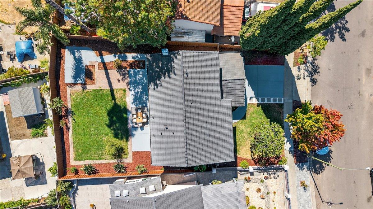 3324 Trebol Lane