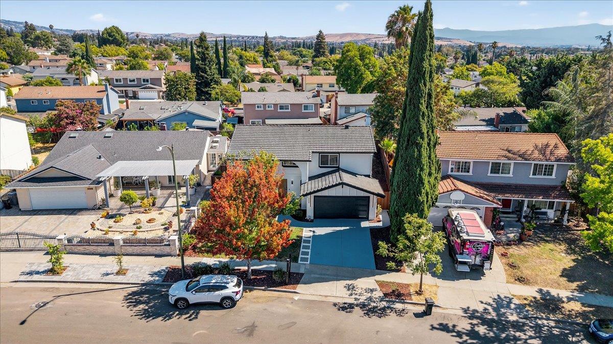 3324 Trebol Lane