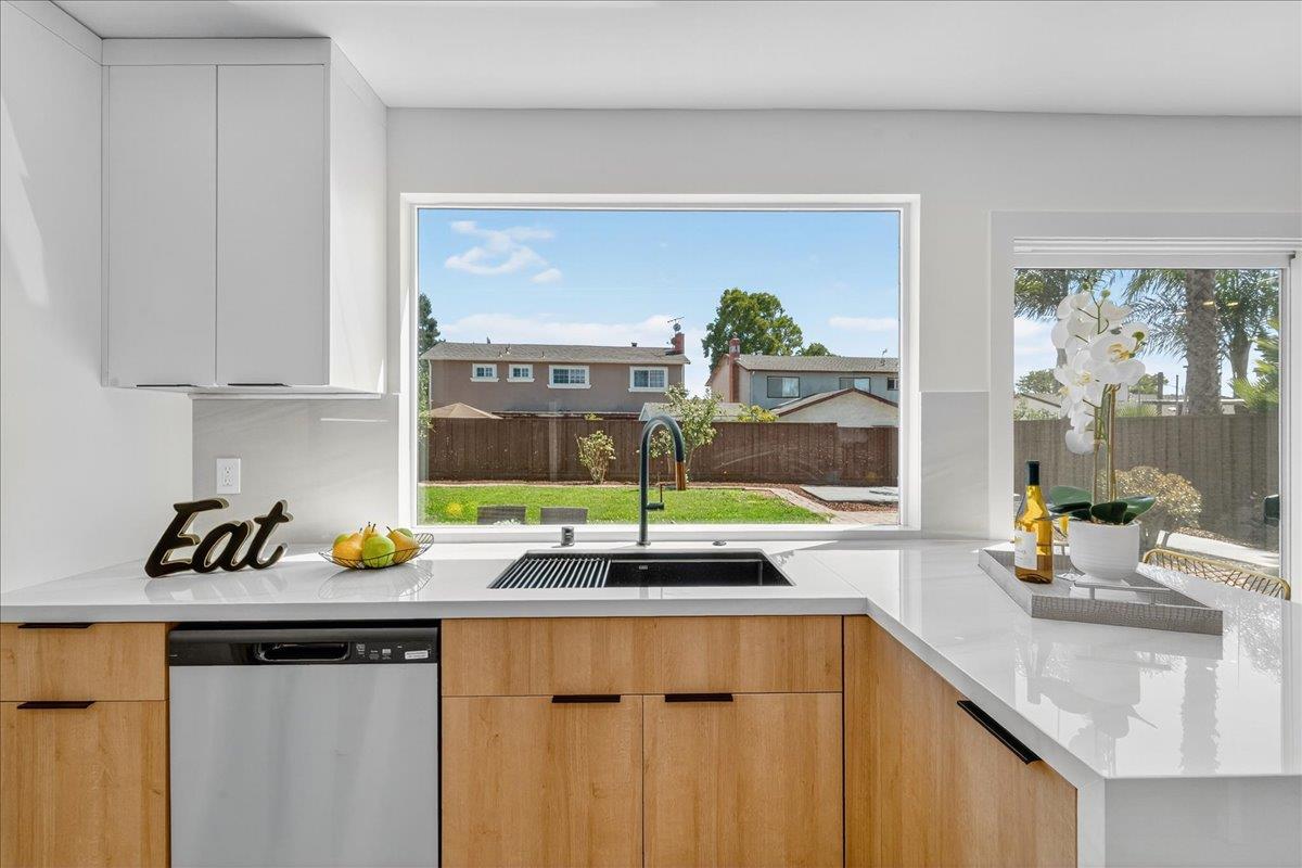 3324 Trebol Lane
