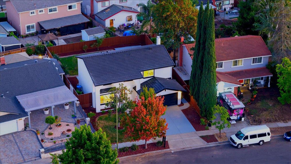 3324 Trebol Lane
