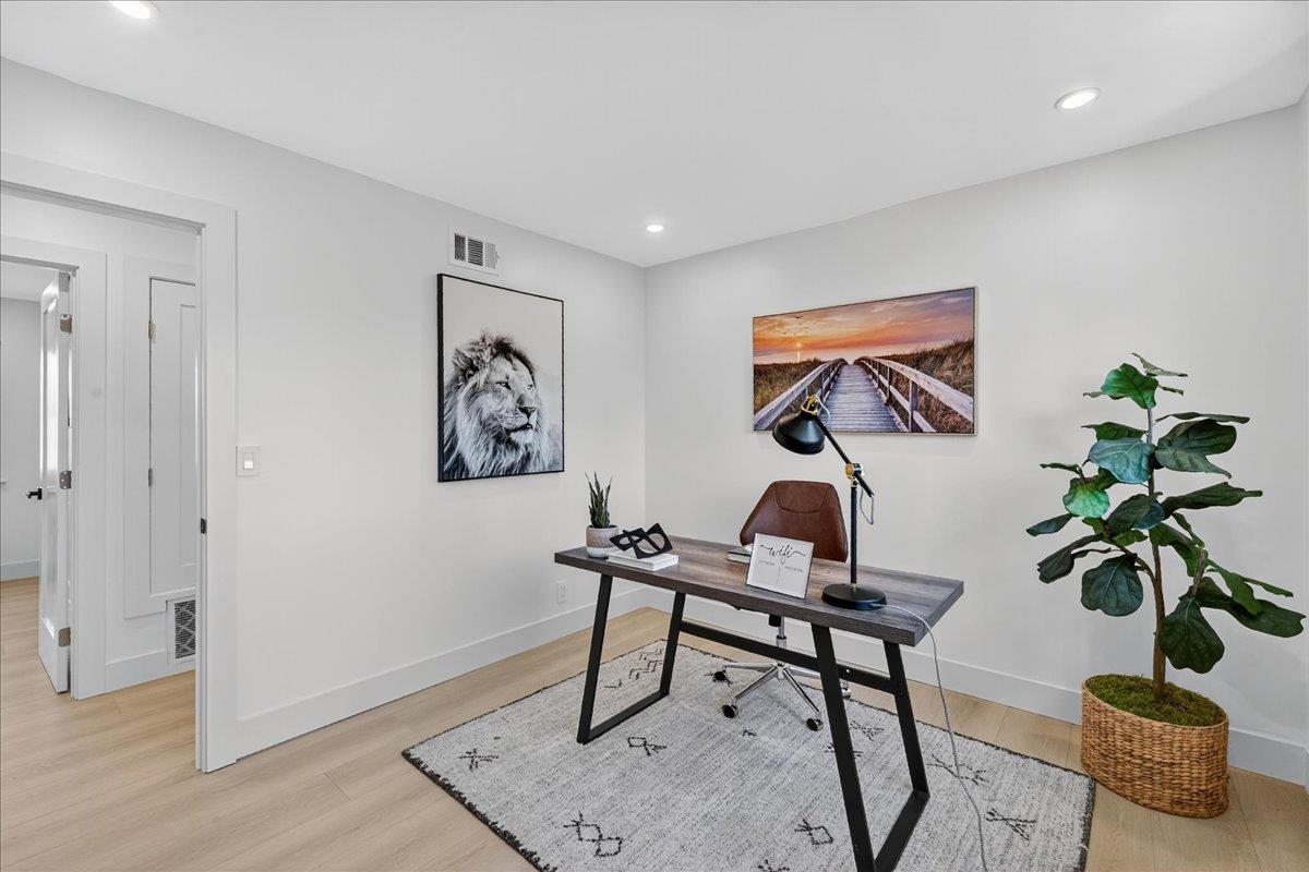 3324 Trebol Lane