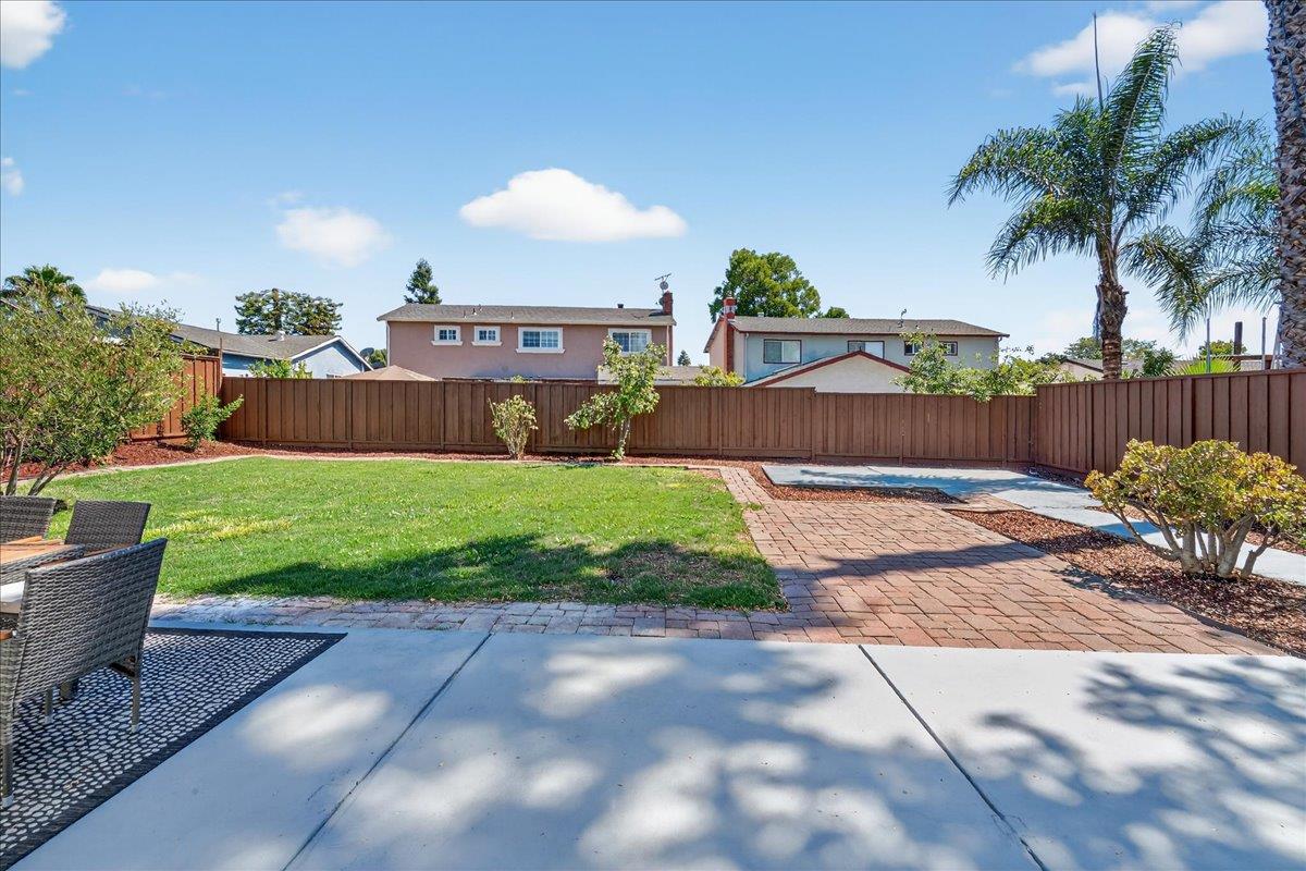 3324 Trebol Lane