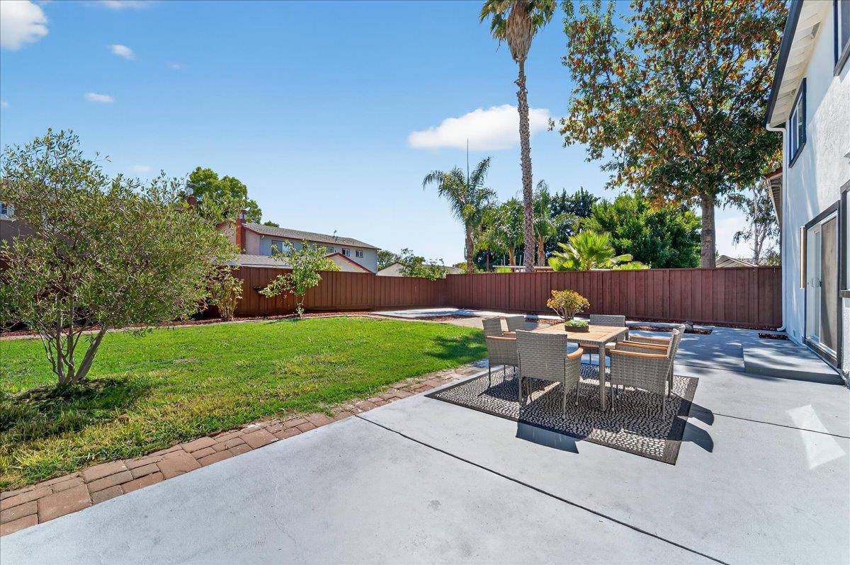 3324 Trebol Lane