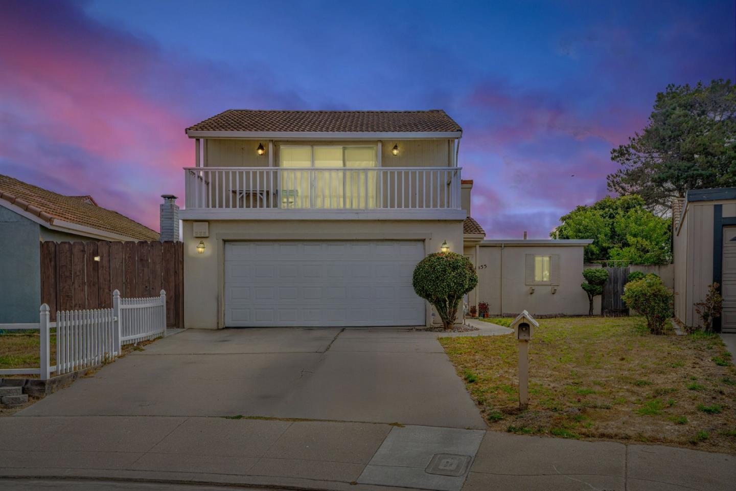 1055 Howe Circle