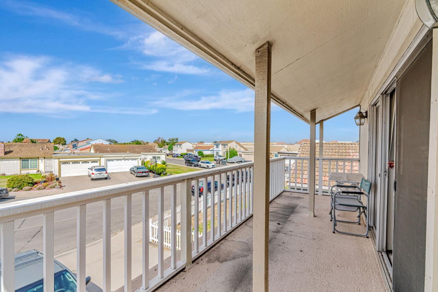 1055 Howe Circle