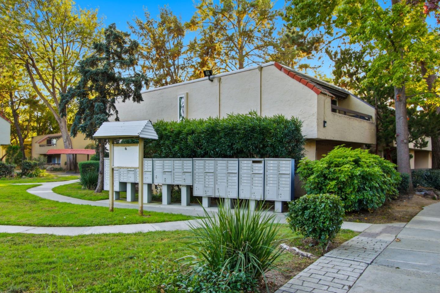305 Tradewinds Drive 5