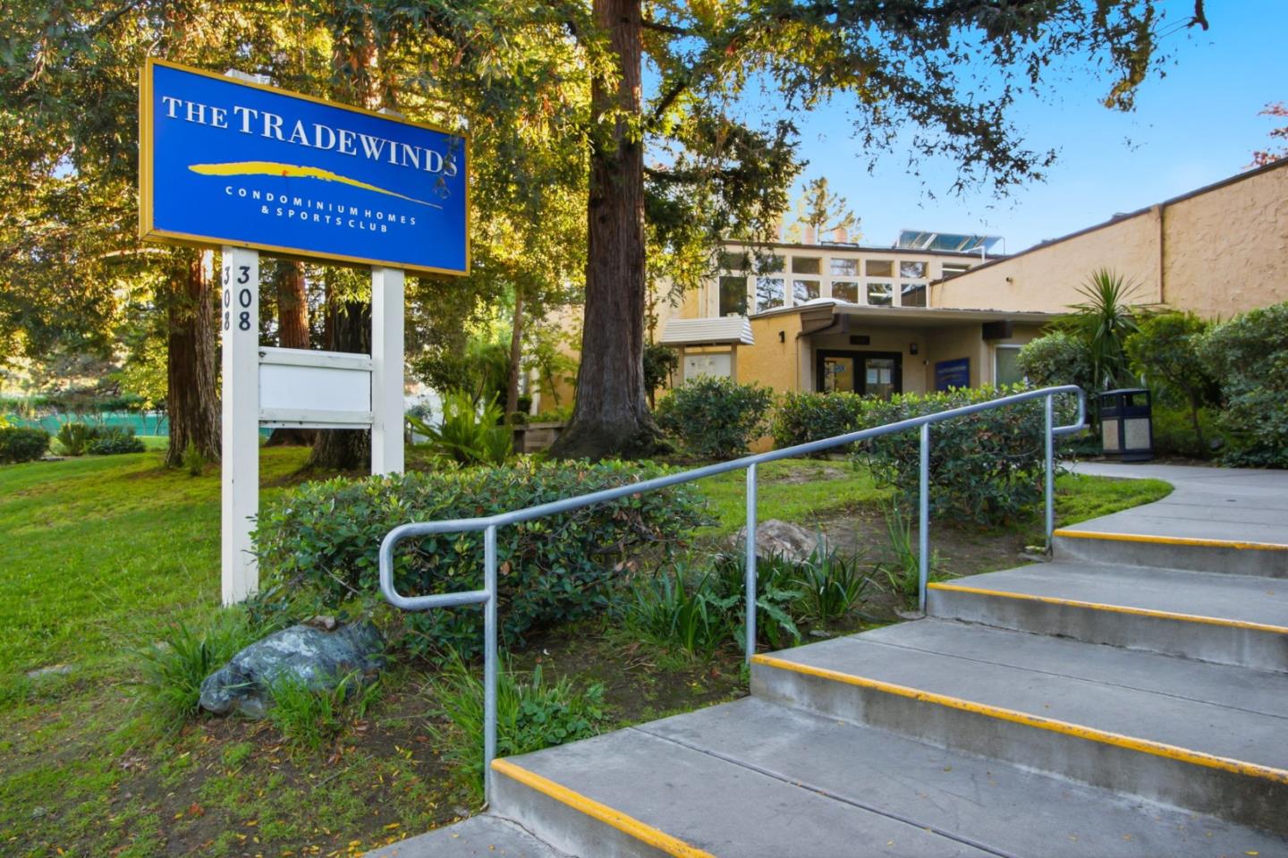 305 Tradewinds Drive 5