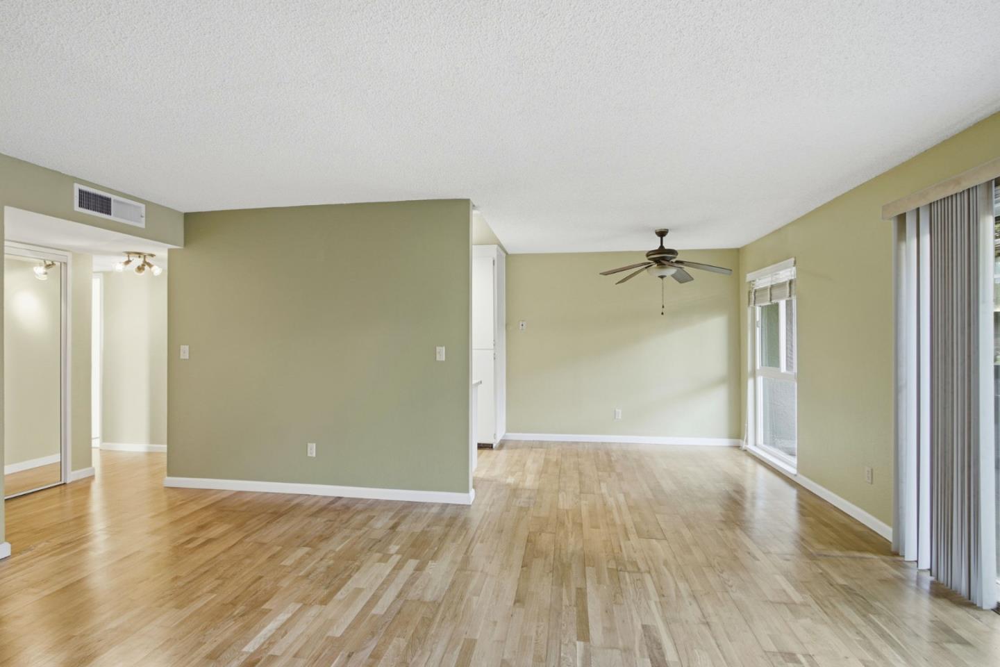 305 Tradewinds Drive 5