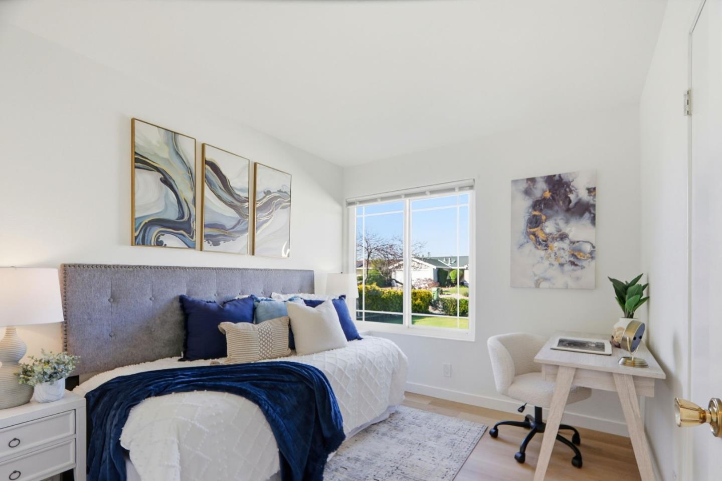 1586 Redfield Court