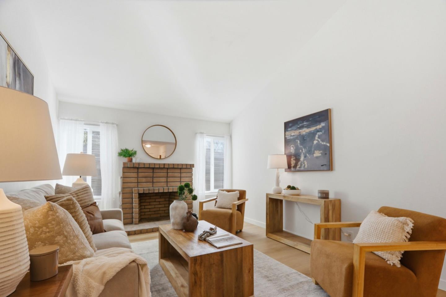 1586 Redfield Court