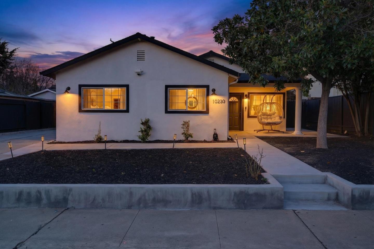 10230 Griffith Street