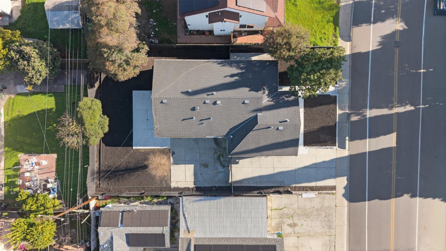 10230 Griffith Street