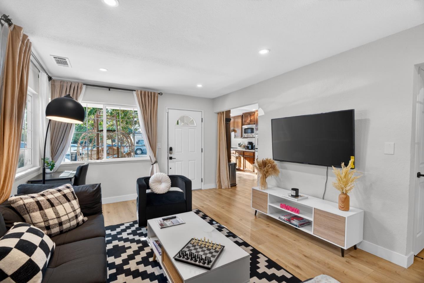 10230 Griffith Street